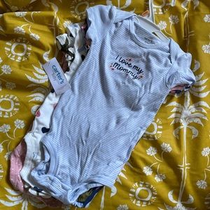 Carter’s NWT 5 pack onesies 12 mo